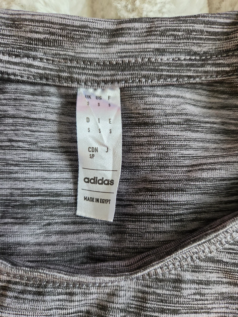 Adidas Men’s Grey Heather Short Sleeve Athletic Tee Mens Size Small